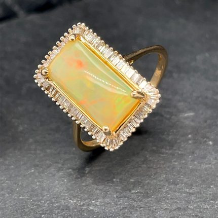 9ct Yellow Gold Opal & Baguette Diamond Ring