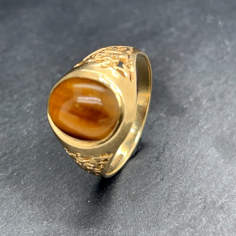 9ct Yellow Gold Oval Tiger Eye Signet Ring